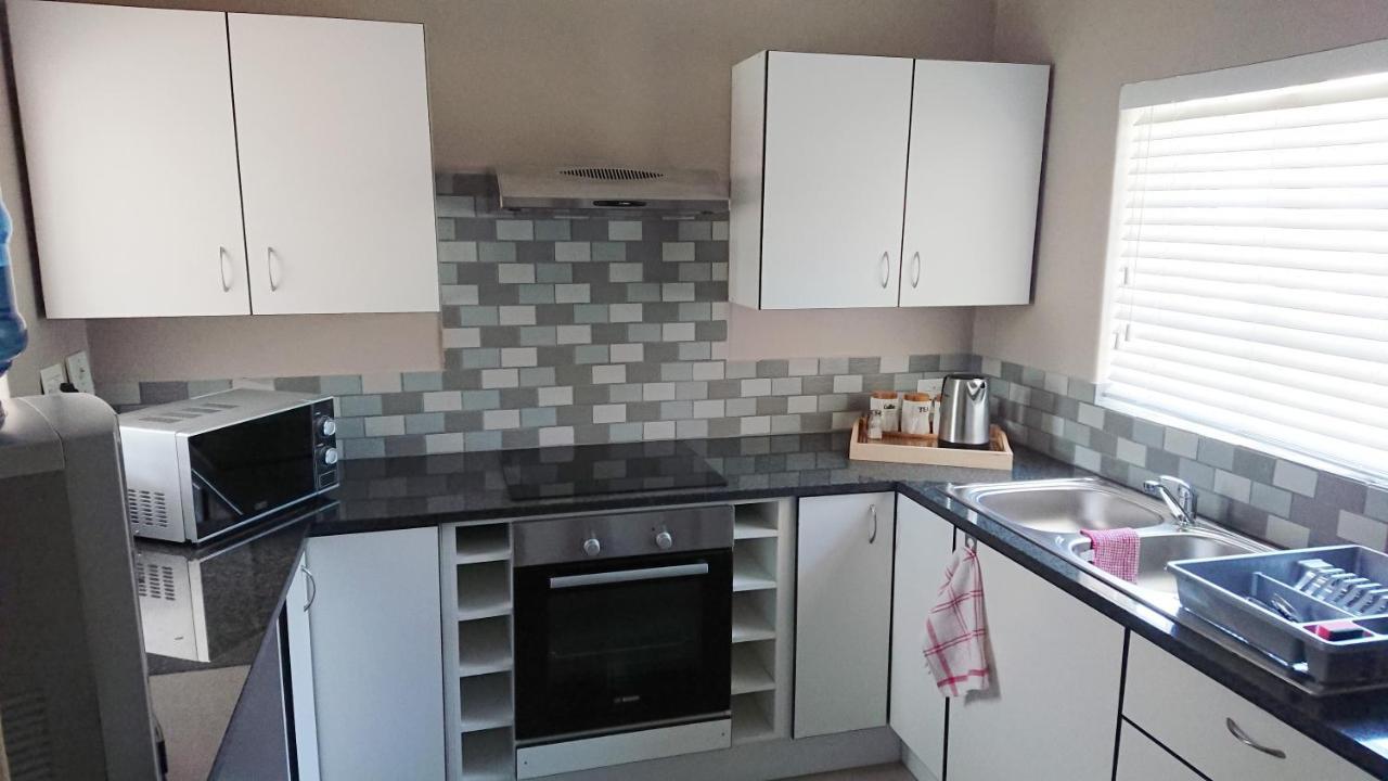 Nehema Manor Villa Schoemanville Екстериор снимка